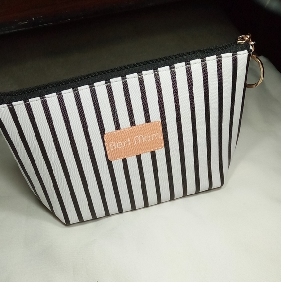 Silly Obsessions Cosmetic Bag & Clam Shell Vanity Mirror For Mom - Picture 4 of 15